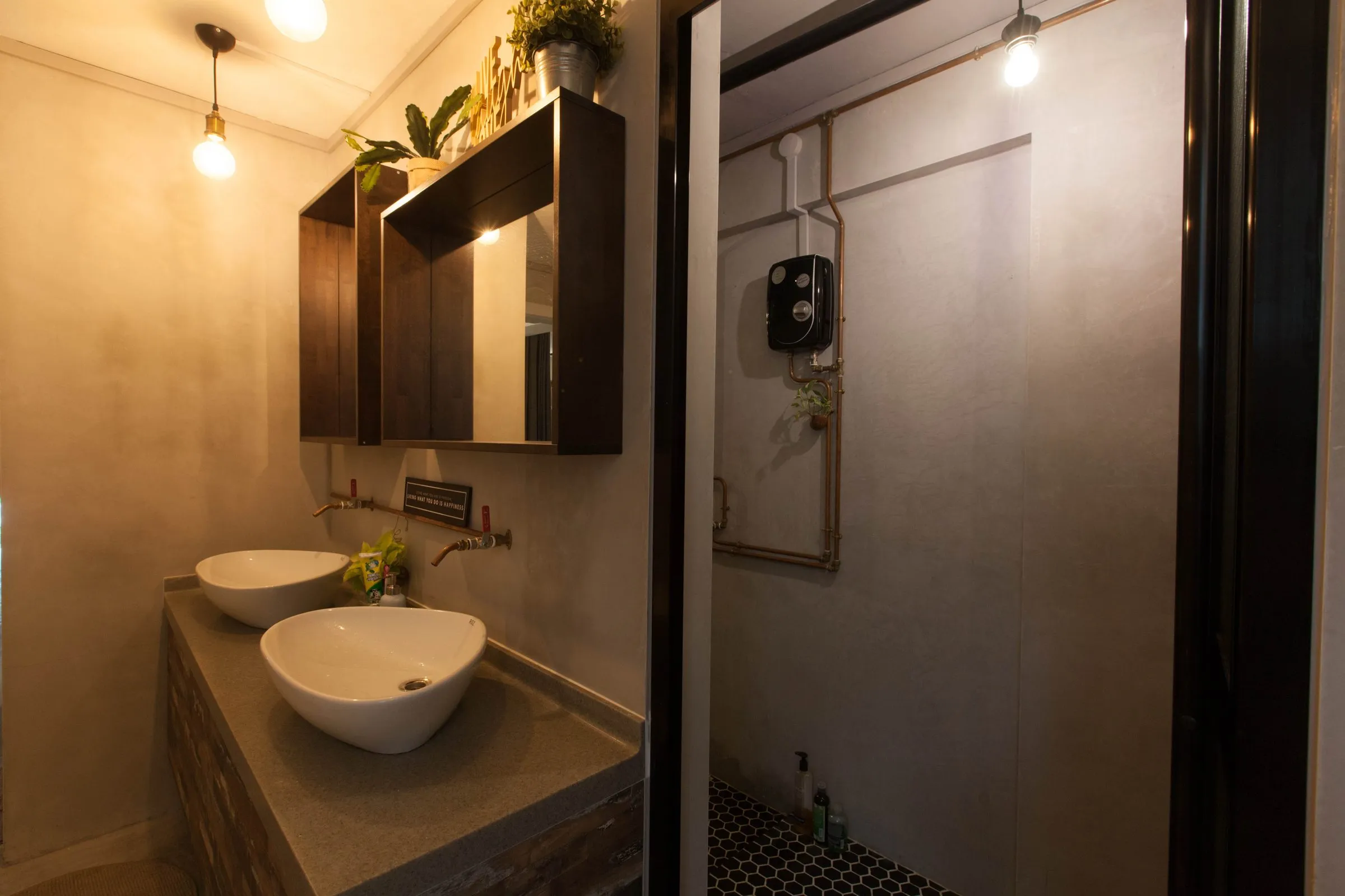 Commonwealth Blk 111 — photo 18
